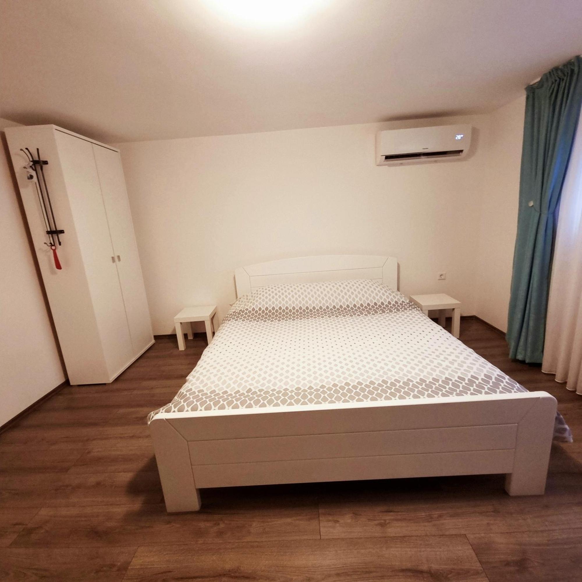 Bosanski Samac Apartment Kapetanovic מראה חיצוני תמונה
