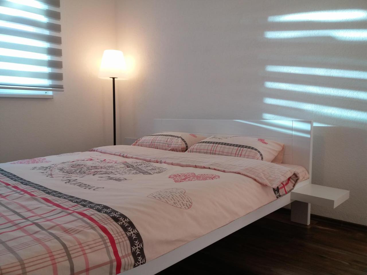 Bosanski Samac Apartment Kapetanovic מראה חיצוני תמונה